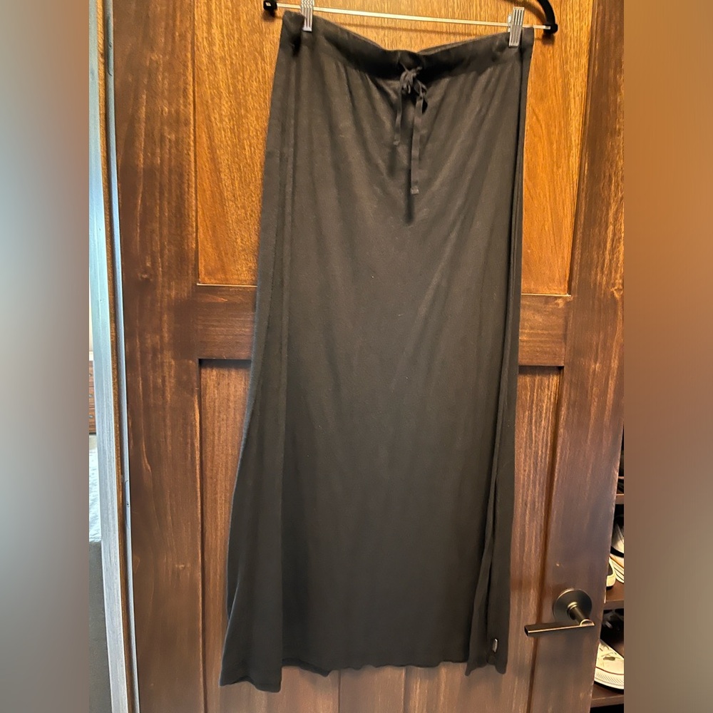 Eddie Bauer light weight skirt Size M